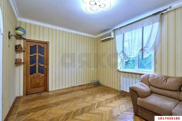 Фото №1: 2-комнатная квартира <span class="whitespace-nowrap">59 м²</span>, <span class="whitespace-nowrap">3/3 эт.</span> - Краснодар, мкр. 40 лет Победы, ул. Садовая, 214