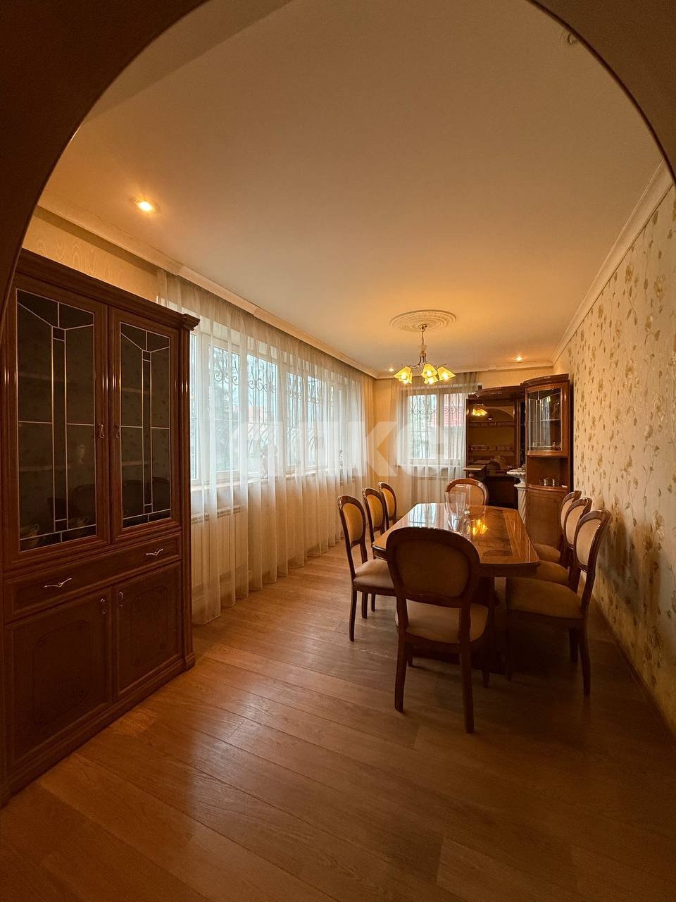 Фото №3: Дом <span class="whitespace-nowrap">350 м²</span> <span class="whitespace-nowrap">+ 11 сот.</span>, <span class="whitespace-nowrap">2 эт.</span> - Мариуполь, Приморский, мкр. Черёмушки, ул. Латышева