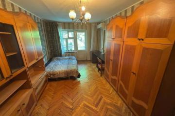 Фото №1: 2-комнатная квартира <span class="whitespace-nowrap">42 м²</span>, <span class="whitespace-nowrap">2/5 эт.</span> - Краснодар, мкр. Центральный, ул. Коммунаров, 205