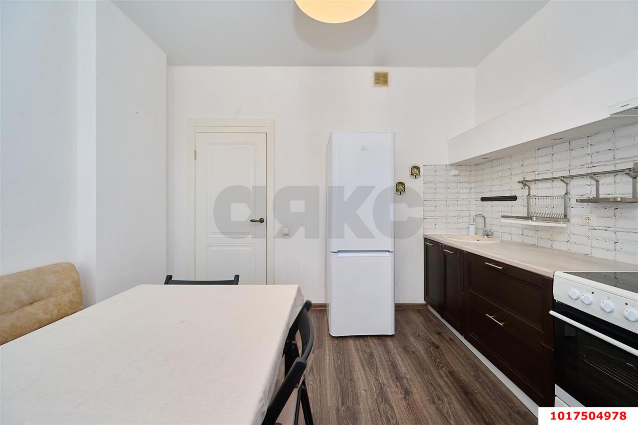 Фото №8: 1-комнатная квартира <span class="whitespace-nowrap">47 м²</span>, <span class="whitespace-nowrap">13/16 эт.</span> - Краснодар, Прикубанский внутригородской округ, Фестивальный, ЖК Екатеринодар, мкр. Солнечный, ул. Архитектора Петина, 18/3
