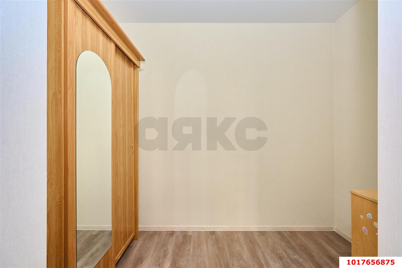 Фото №7: 1-комнатная квартира <span class="whitespace-nowrap">43 м²</span>, <span class="whitespace-nowrap">1/9 эт.</span> - Краснодар, Прикубанский внутригородской округ, ЖК На Красных Партизан, мкр. Славянский, ул. Заполярная, 35к5