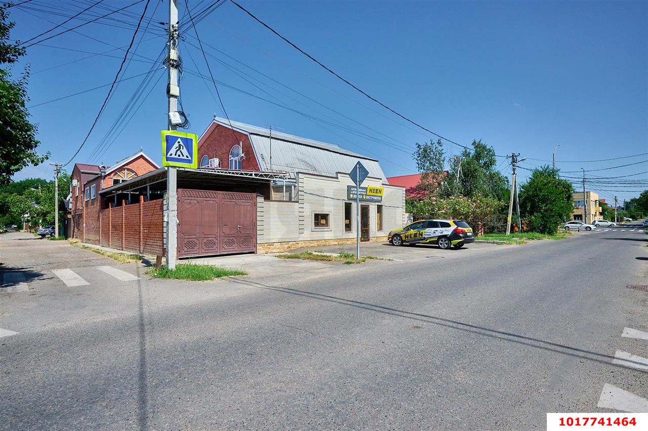 Фото №27: Дом <span class="whitespace-nowrap">164 м²</span> <span class="whitespace-nowrap">+ 3 сот.</span>, <span class="whitespace-nowrap">2 эт.</span> - Краснодар, Западный внутригородской округ, мкр. Сельскохозяйственный Институт, ул. 1-я Линия, 29