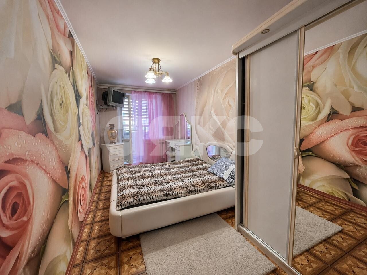 Фото №3: 3-комнатная квартира <span class="whitespace-nowrap">61 м²</span>, <span class="whitespace-nowrap">6/9 эт.</span> - Мариуполь, р. Жовтневый, пр-кт Мира, 111