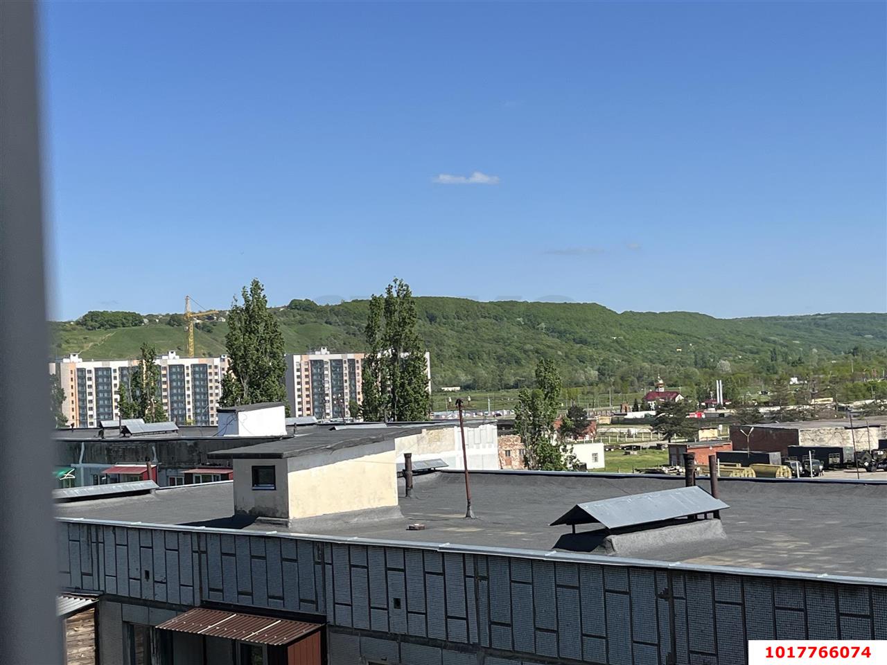 Фото №2: 3-комнатная квартира <span class="whitespace-nowrap">79 м²</span>, <span class="whitespace-nowrap">6/8 эт.</span> - Майкоп, мкр. Восход, пер. 7-й, 14А