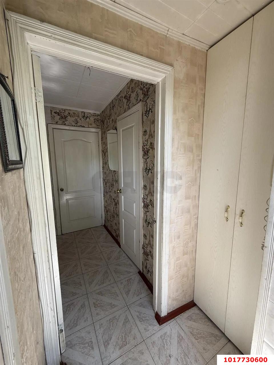 Фото №5: 1-комнатная квартира <span class="whitespace-nowrap">28 м²</span>, <span class="whitespace-nowrap">1/4 эт.</span> - Краснодар, Центральный внутригородской округ, мкр. 40 лет Победы, ул. Выставочная, 3