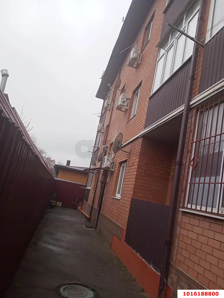 Фото №8: 1-комнатная квартира <span class="whitespace-nowrap">37 м²</span>, <span class="whitespace-nowrap">1/4 эт.</span> - Краснодар, Карасунский внутригородской округ, мкр. Камвольно-суконный Комбинат, пр-д 1-й Онежский, 25