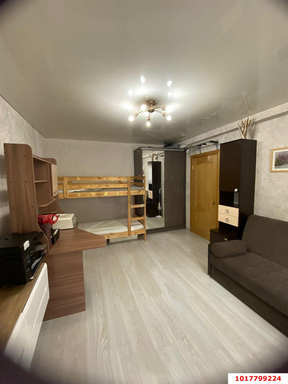 Фото №7: 1-комнатная квартира <span class="whitespace-nowrap">31 м²</span>, <span class="whitespace-nowrap">5/10 эт.</span> - Краснодар, Западный внутригородской округ, мкр. Юбилейный, пр-кт Чекистов, 29