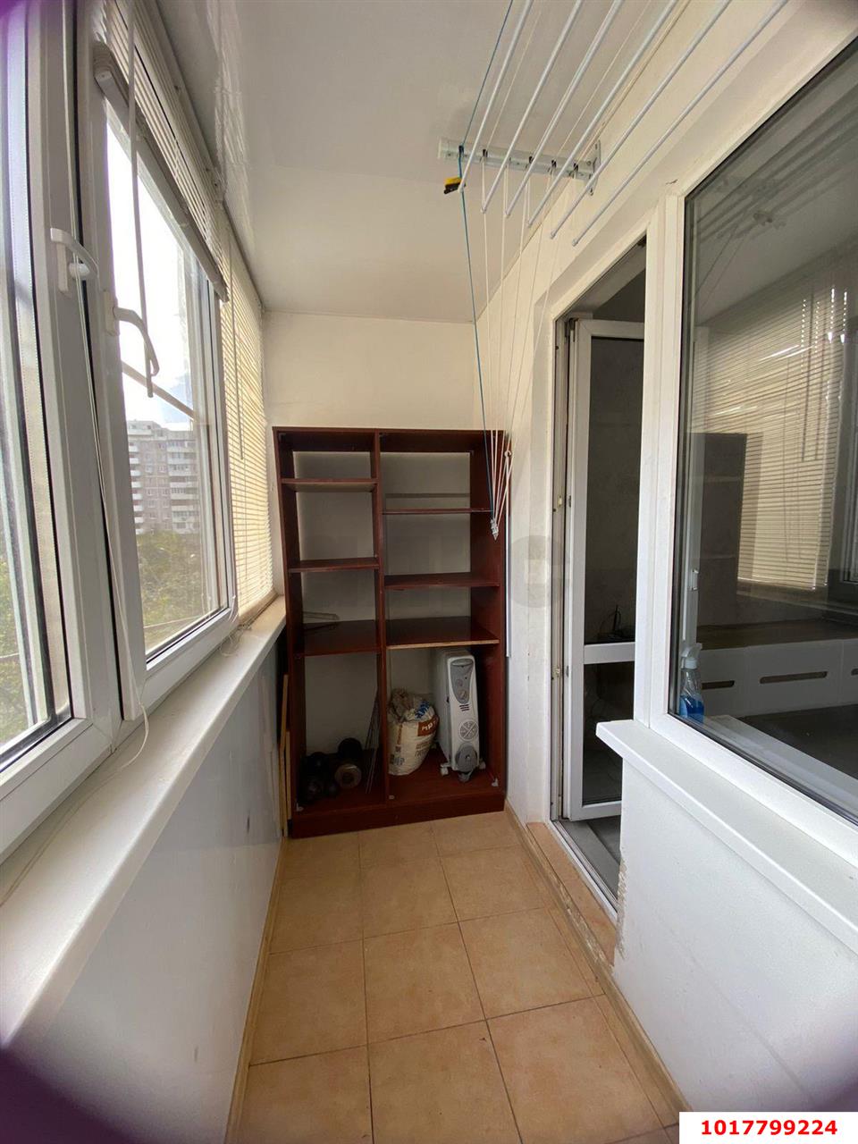 Фото №9: 1-комнатная квартира <span class="whitespace-nowrap">31 м²</span>, <span class="whitespace-nowrap">5/10 эт.</span> - Краснодар, Западный внутригородской округ, мкр. Юбилейный, пр-кт Чекистов, 29