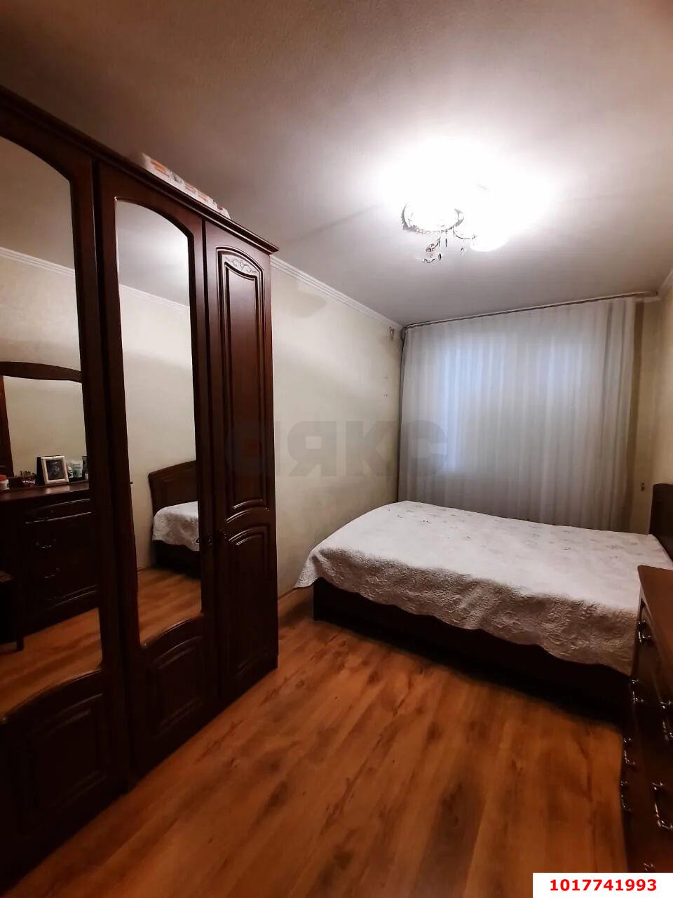 Фото №8: 3-комнатная квартира <span class="whitespace-nowrap">75 м²</span>, <span class="whitespace-nowrap">4/9 эт.</span> - Краснодар, Карасунский внутригородской округ, мкр. Комсомольский, ул. Тюляева, 1