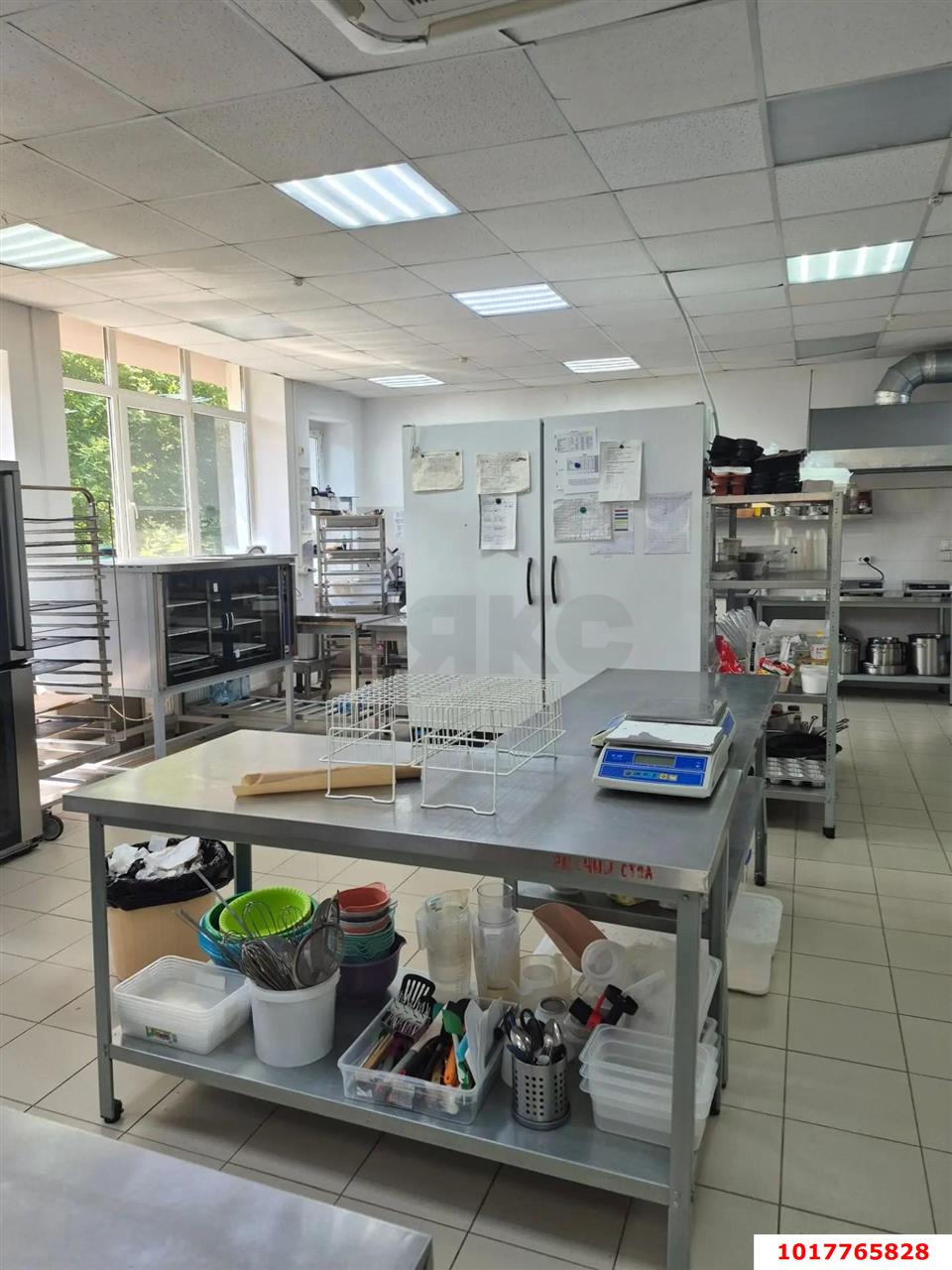 Фото №6: Торговое помещение <span class="whitespace-nowrap">630 м²</span>, <span class="whitespace-nowrap">1/3 эт.</span> - Анапа, мкр. Алексеевка, ул. Анапское шоссе, 1Г