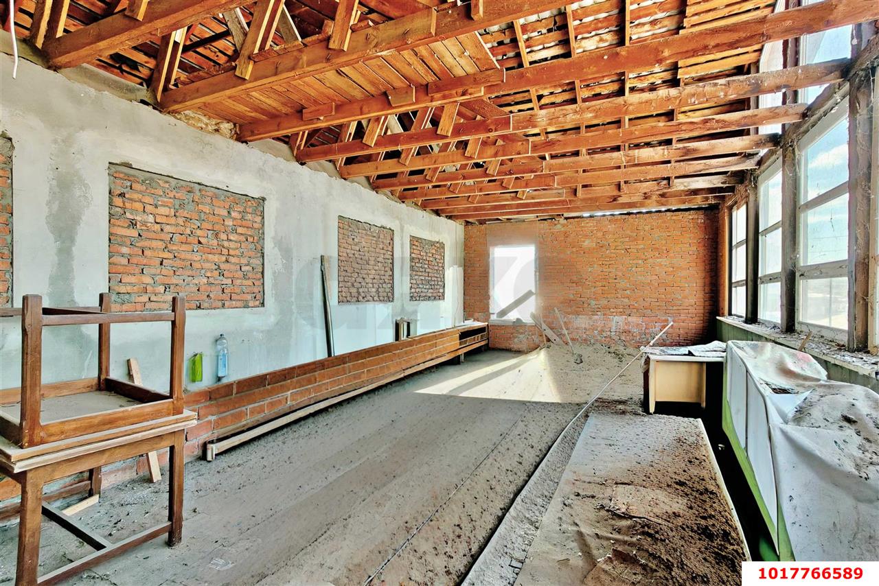 Фото №14: Отдельное здание <span class="whitespace-nowrap">515 м²</span>, <span class="whitespace-nowrap">1/2 эт.</span> - Краснодар, Центральный внутригородской округ, мкр. Дубинка, ул. Ставропольская, 214/3