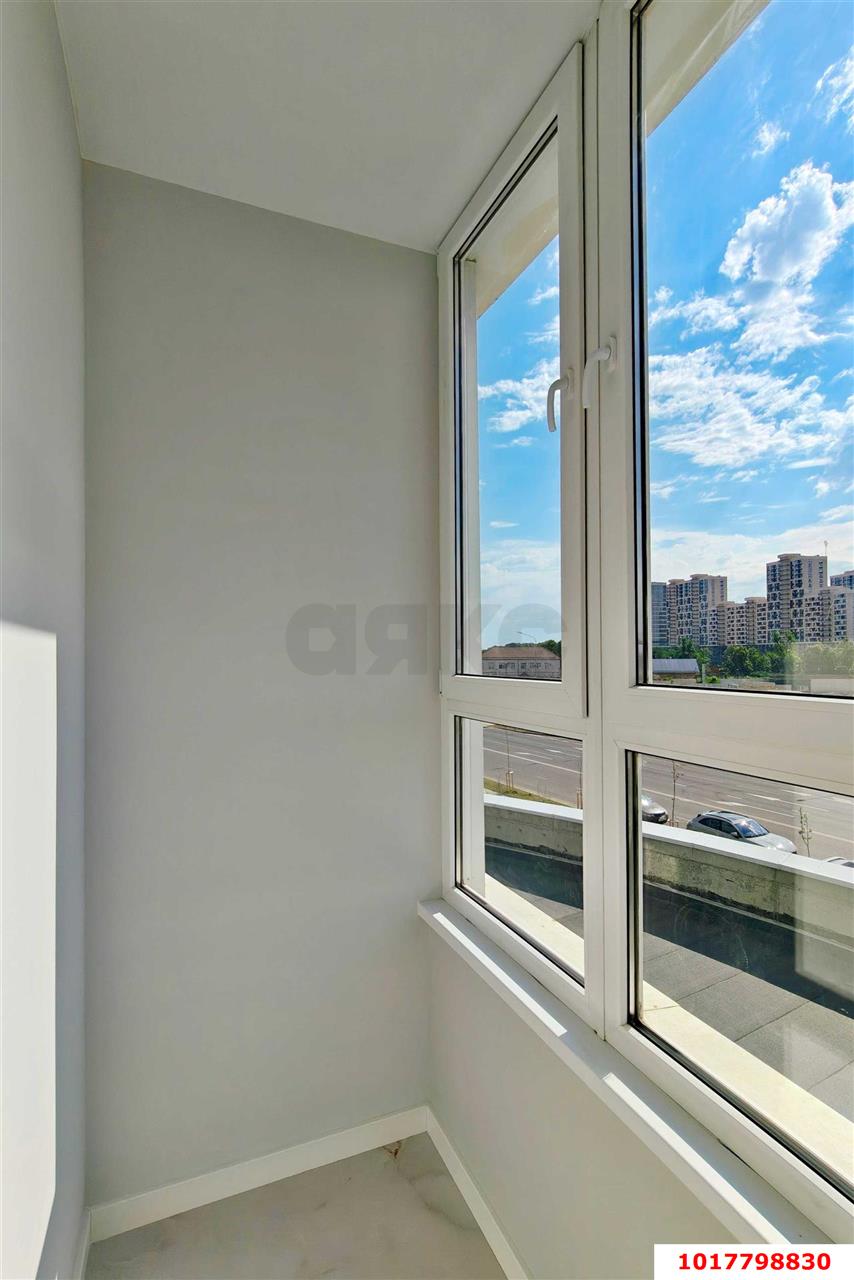 Фото №11: 1-комнатная квартира <span class="whitespace-nowrap">34 м²</span>, <span class="whitespace-nowrap">3/24 эт.</span> - Краснодар, Центральный внутригородской округ, Черёмушки, мкр. ЖК Фонтаны, ул. Воронежская, 47/11