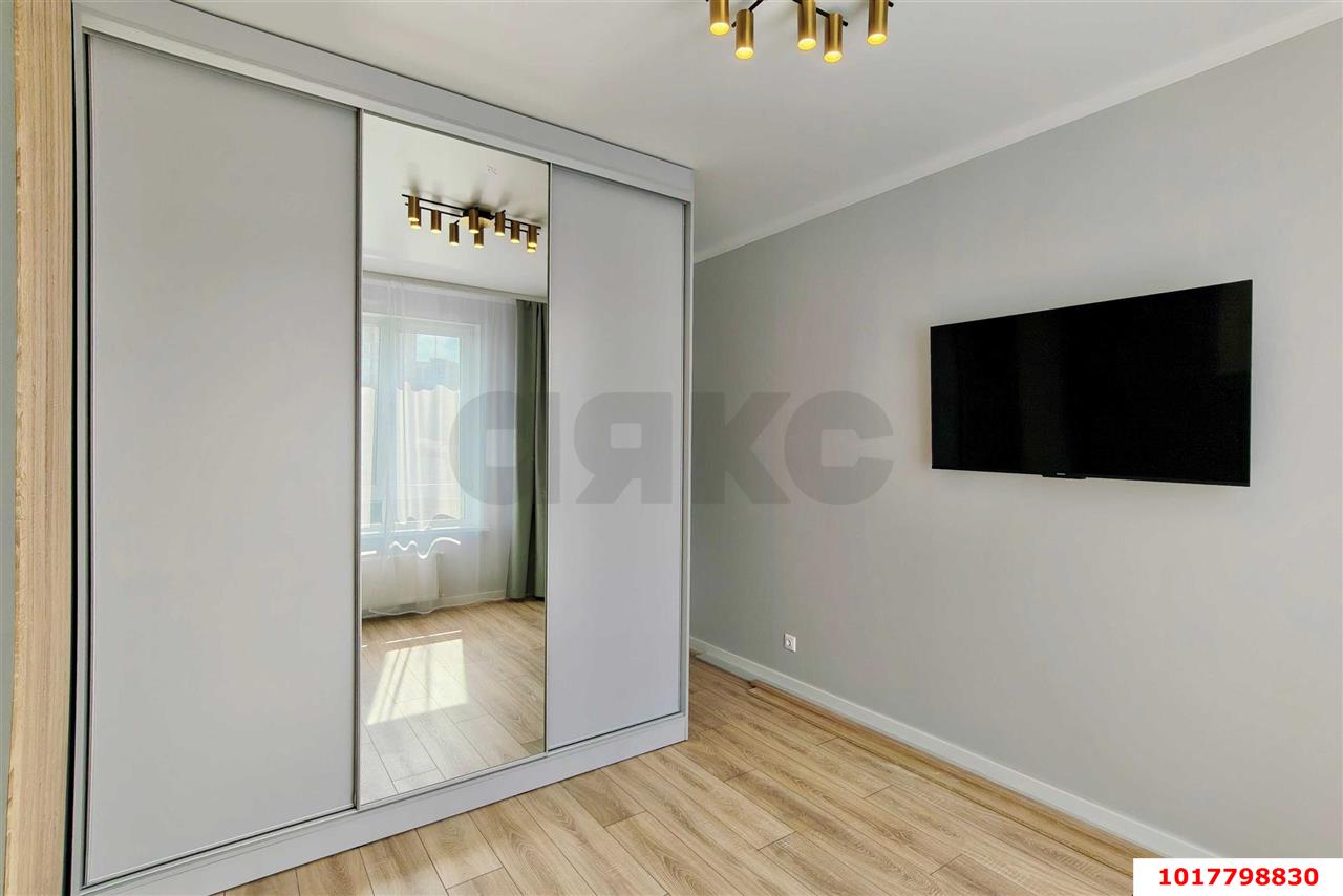 Фото №9: 1-комнатная квартира <span class="whitespace-nowrap">34 м²</span>, <span class="whitespace-nowrap">3/24 эт.</span> - Краснодар, Центральный внутригородской округ, Черёмушки, мкр. ЖК Фонтаны, ул. Воронежская, 47/11