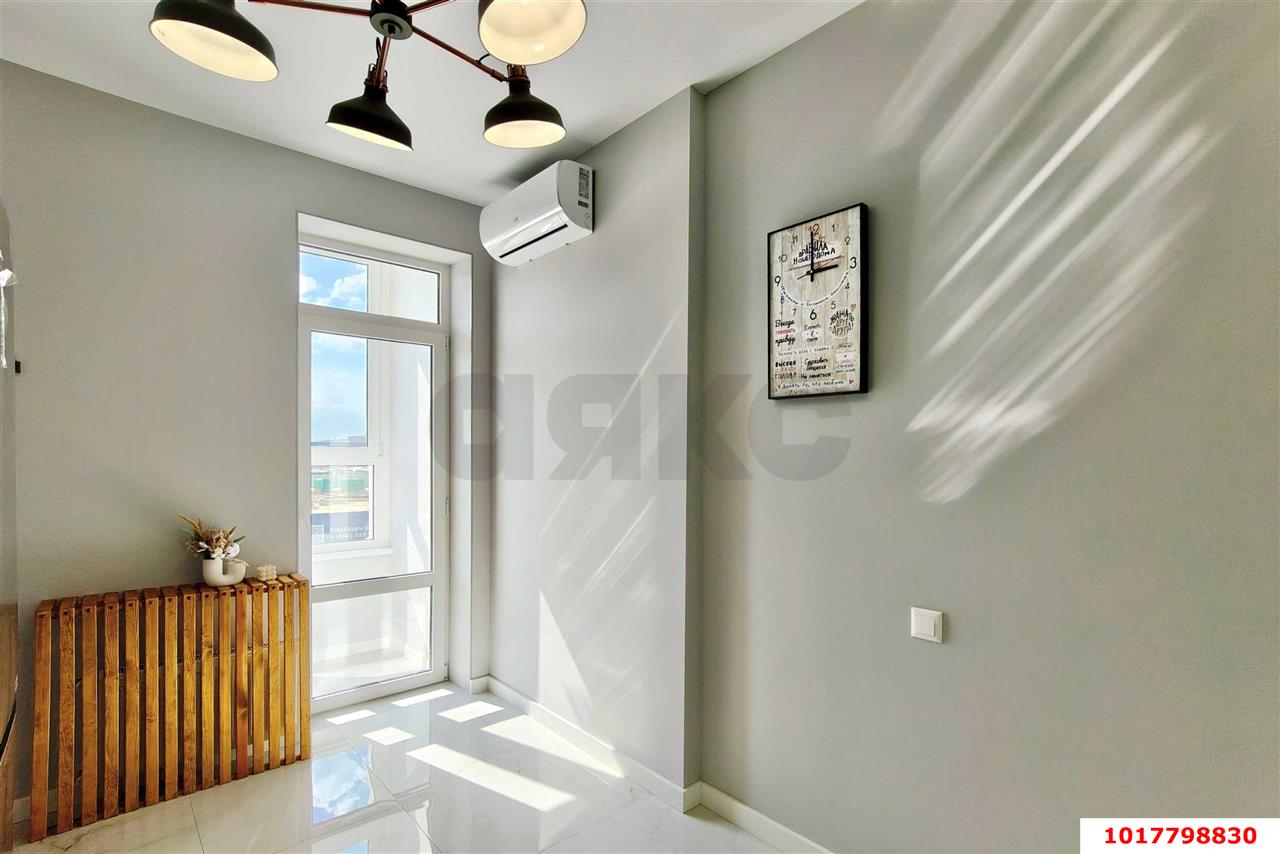 Фото №4: 1-комнатная квартира <span class="whitespace-nowrap">34 м²</span>, <span class="whitespace-nowrap">3/24 эт.</span> - Краснодар, Центральный внутригородской округ, Черёмушки, мкр. ЖК Фонтаны, ул. Воронежская, 47/11