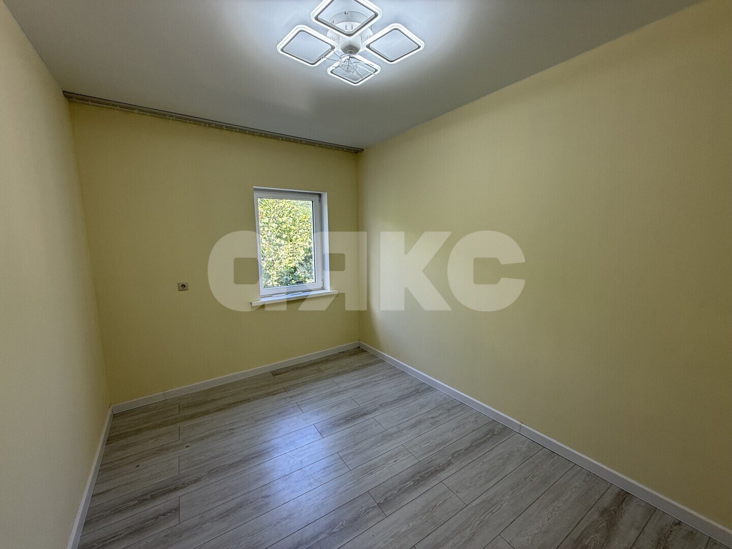 Фото №10: Дом <span class="whitespace-nowrap">94 м²</span> <span class="whitespace-nowrap">+ 582 сот.</span>, <span class="whitespace-nowrap">2 эт.</span> - Туапсе, пер. Ломоносова, 29