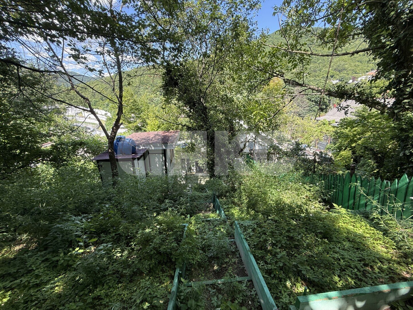 Фото №15: Дом <span class="whitespace-nowrap">94 м²</span> <span class="whitespace-nowrap">+ 582 сот.</span>, <span class="whitespace-nowrap">2 эт.</span> - Туапсе, пер. Ломоносова, 29