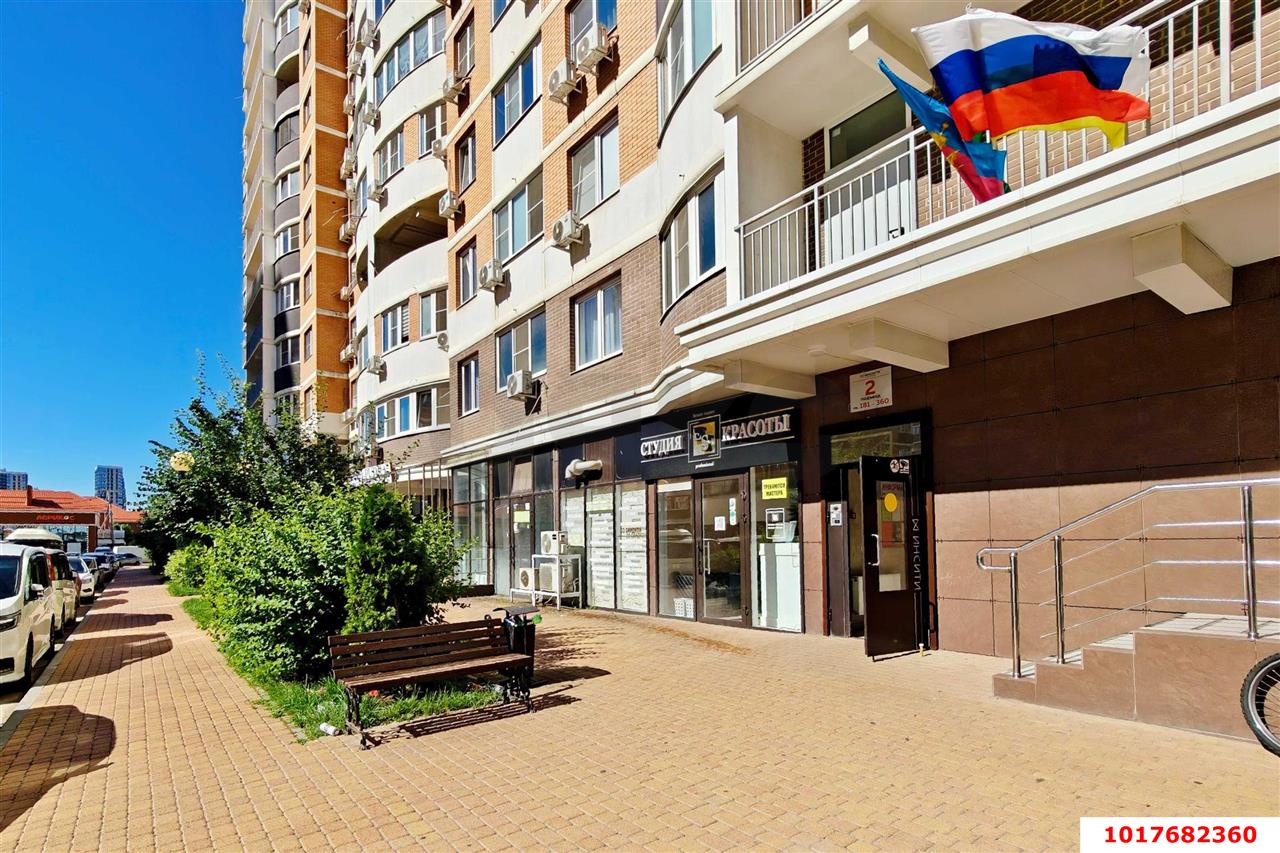 Фото №18: 1-комнатная квартира <span class="whitespace-nowrap">46 м²</span>, <span class="whitespace-nowrap">11/19 эт.</span> - Краснодар, Прикубанский внутригородской округ, Россинского, мкр. жилой комплекс Альпы, ул. Командорская, 6