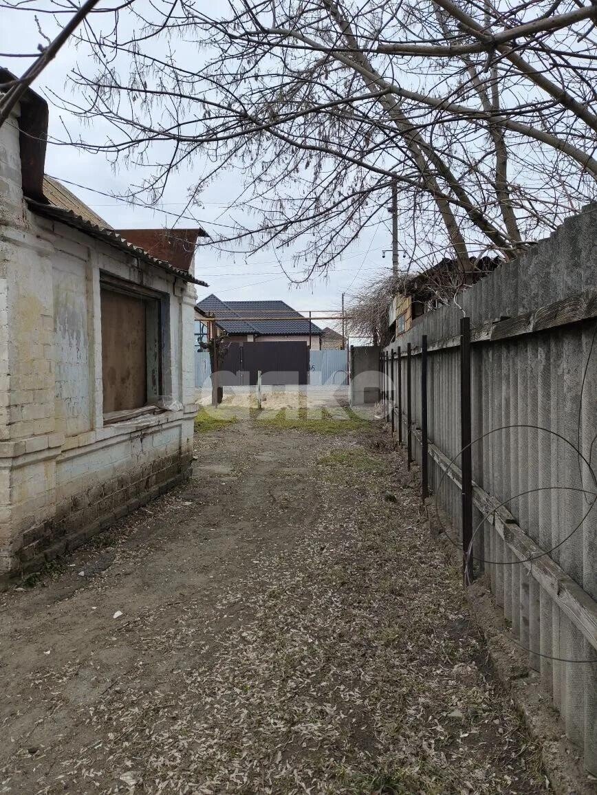 Фото №3: Дом <span class="whitespace-nowrap">47 м²</span> <span class="whitespace-nowrap">+ 7 сот.</span>, <span class="whitespace-nowrap">1 эт.</span> - Мелитополь, ул. Мелитопольских Дивизий, 46