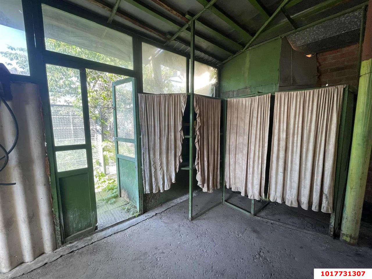 Фото №10: Дом <span class="whitespace-nowrap">83 м²</span> <span class="whitespace-nowrap">+ 2 сот.</span>, <span class="whitespace-nowrap">1 эт.</span> - Краснодар, Прикубанский внутригородской округ, мкр. Славянский, ул. Виноградная, 28