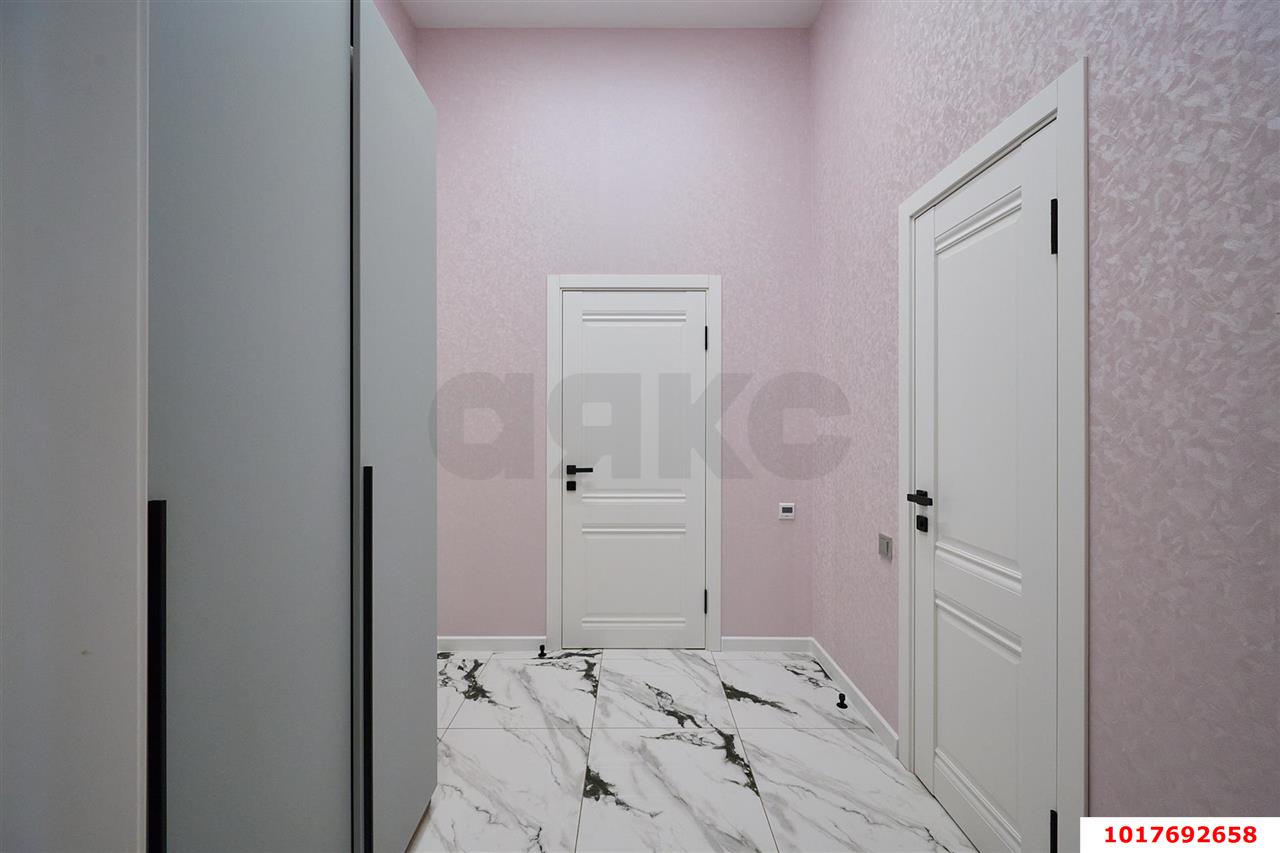 Фото №13: 1-комнатная квартира <span class="whitespace-nowrap">45 м²</span>, <span class="whitespace-nowrap">9/12 эт.</span> - Краснодар, Прикубанский внутригородской округ, мкр. ЖК Красная Площадь, ул. Конгрессная, 13
