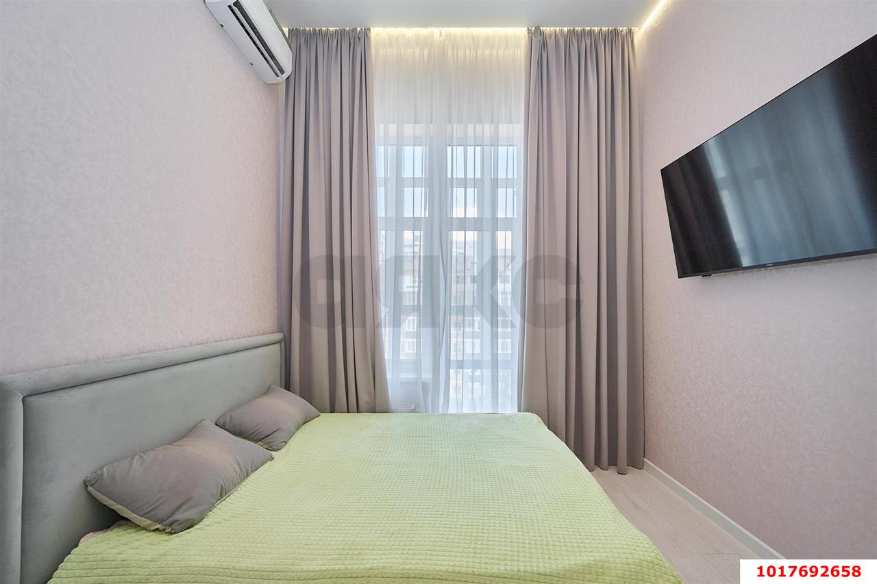 Фото №5: 1-комнатная квартира <span class="whitespace-nowrap">45 м²</span>, <span class="whitespace-nowrap">9/12 эт.</span> - Краснодар, Прикубанский внутригородской округ, мкр. ЖК Красная Площадь, ул. Конгрессная, 13