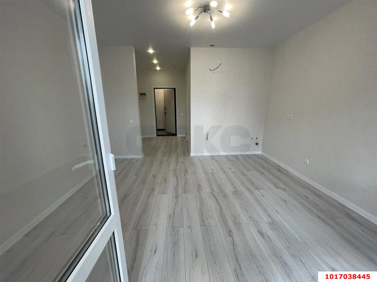 Фото №7: Студия <span class="whitespace-nowrap">29 м²</span>, <span class="whitespace-nowrap">2/18 эт.</span> - Краснодар, Прикубанский внутригородской округ, мкр. Образцово, ул. Адмирала Макарова, 5