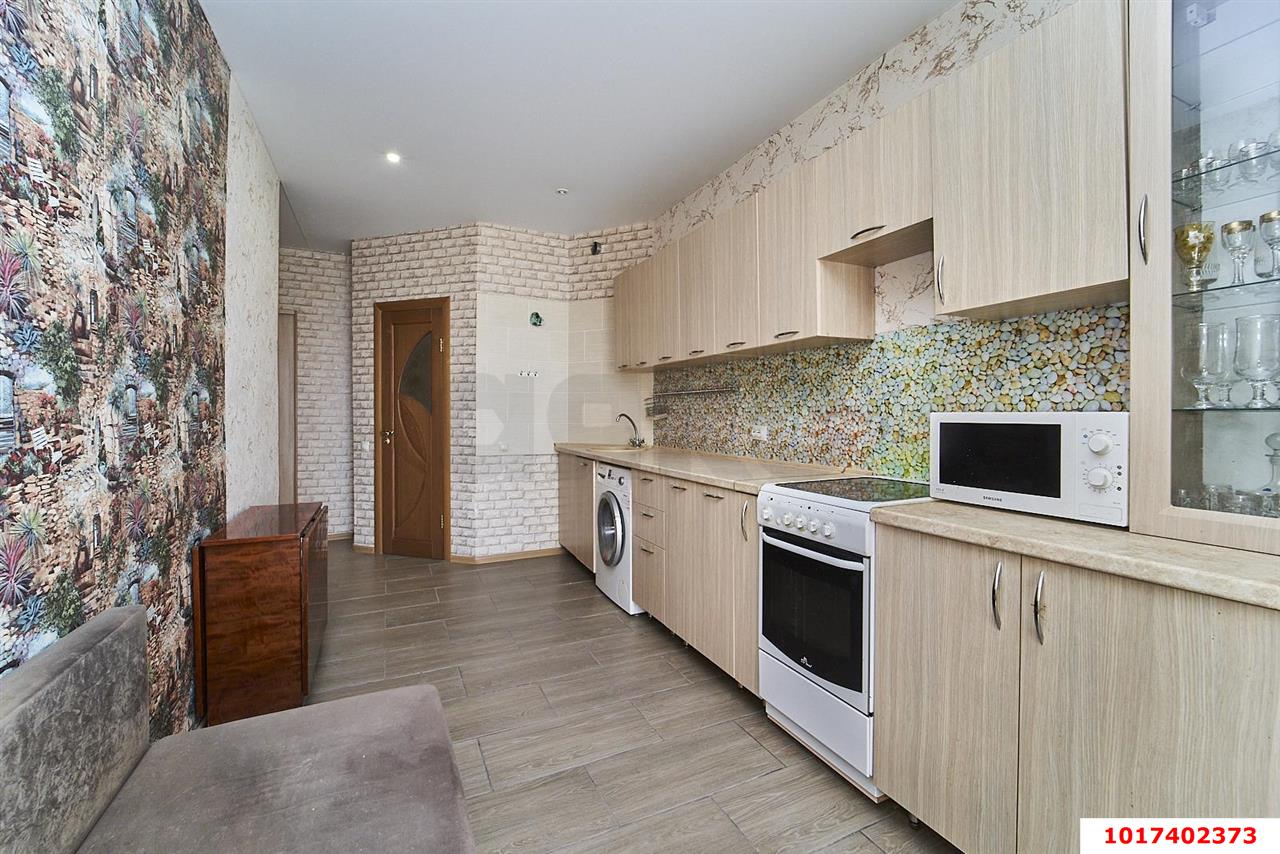 Фото №7: 1-комнатная квартира <span class="whitespace-nowrap">42 м²</span>, <span class="whitespace-nowrap">1/10 эт.</span> - Краснодар, мкр. Прикубанский внутригородской округ, ул. Митинская, 21