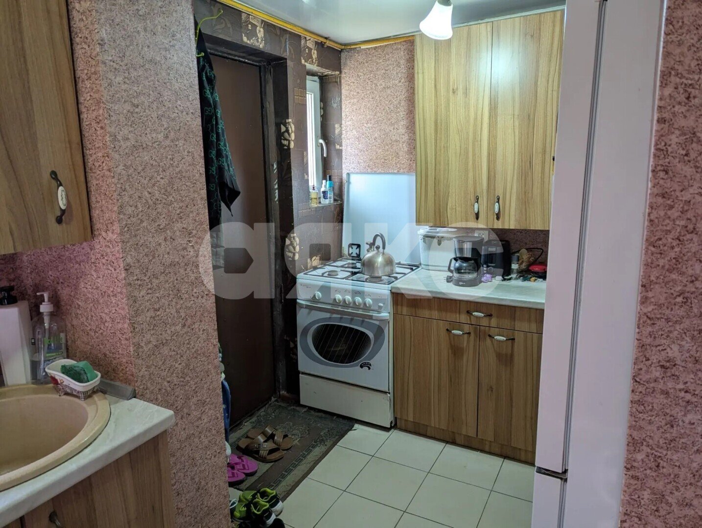 Фото №6: 1-комнатная квартира <span class="whitespace-nowrap">25 м²</span>, <span class="whitespace-nowrap">1/1 эт.</span> - Майкоп, мкр. Старый город, ул. Островского, 35