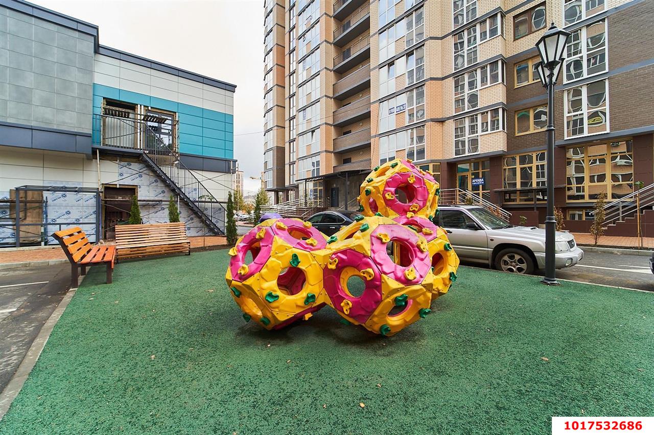 Фото №4: 2-комнатная квартира <span class="whitespace-nowrap">62 м²</span>, <span class="whitespace-nowrap">16/18 эт.</span> - Краснодар, Прикубанский внутригородской округ, жилой комплекс Мозаика, ж/м имени Демьяна Бедного, ул. Степная, 1/1