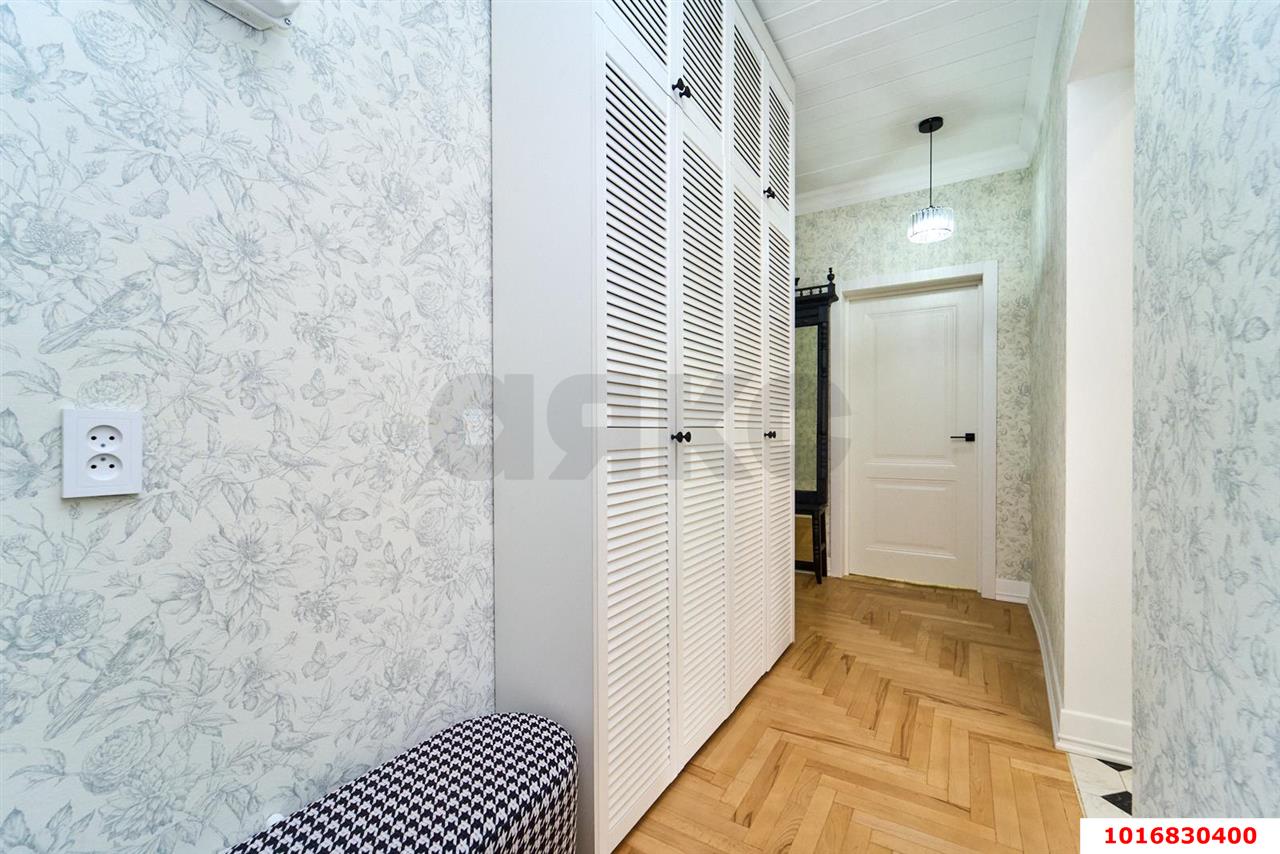 Фото №17: 3-комнатная квартира <span class="whitespace-nowrap">73 м²</span>, <span class="whitespace-nowrap">3/3 эт.</span> - Краснодар, Центральный внутригородской округ, мкр. Центральный, ул. Мира, 50