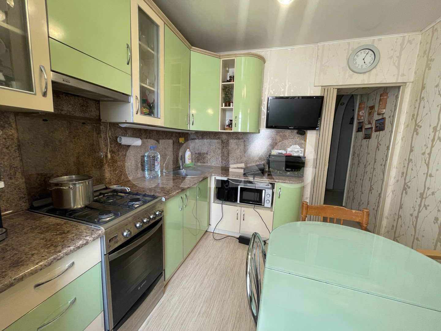 Фото №2: 4-комнатная квартира <span class="whitespace-nowrap">92 м²</span>, <span class="whitespace-nowrap">4/5 эт.</span> - Бронницы, пер. Комсомольский, 4