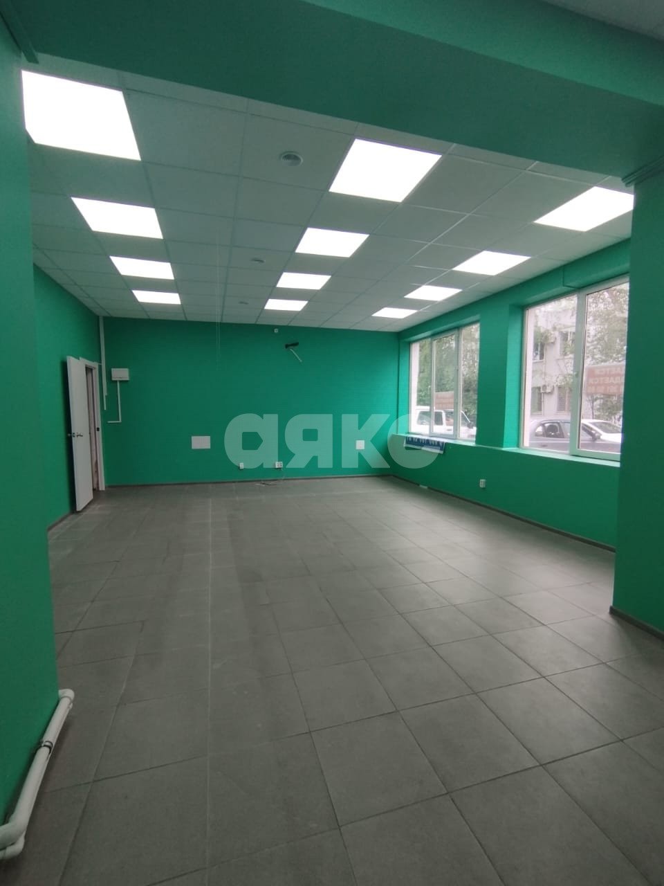 Фото №3: Коммерция <span class="whitespace-nowrap">88 м²</span>, <span class="whitespace-nowrap">-1/5 эт.</span> - Туапсе, ул. Свободы, 24