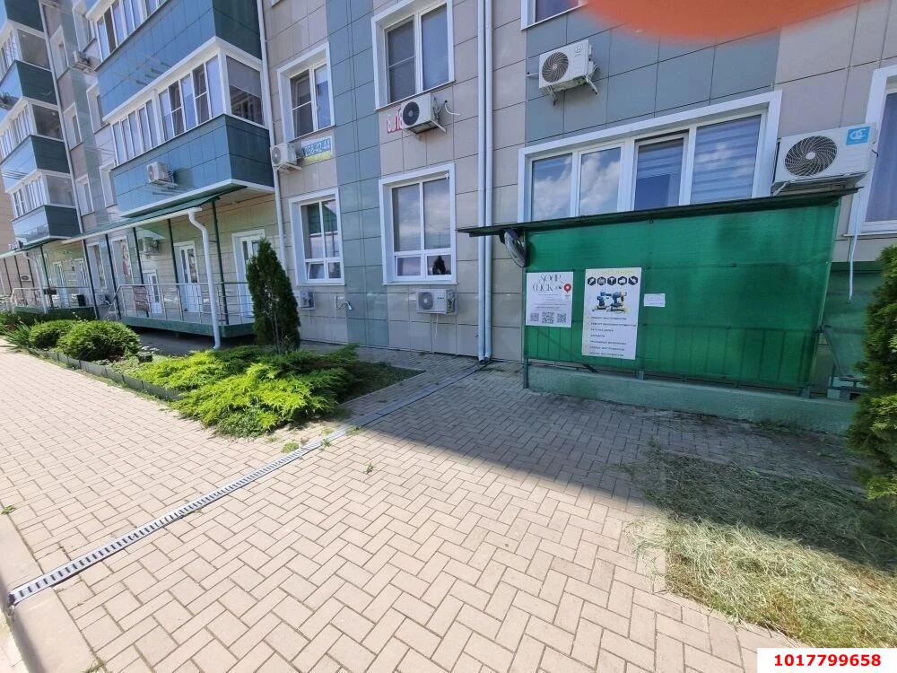 Фото №7: Торговое помещение <span class="whitespace-nowrap">37 м²</span>, <span class="whitespace-nowrap">9 эт.</span> - Краснодар, Прикубанский внутригородской округ, мкр. жилой комплекс Краски, ул. Краеведа Соловьёва, 6к5