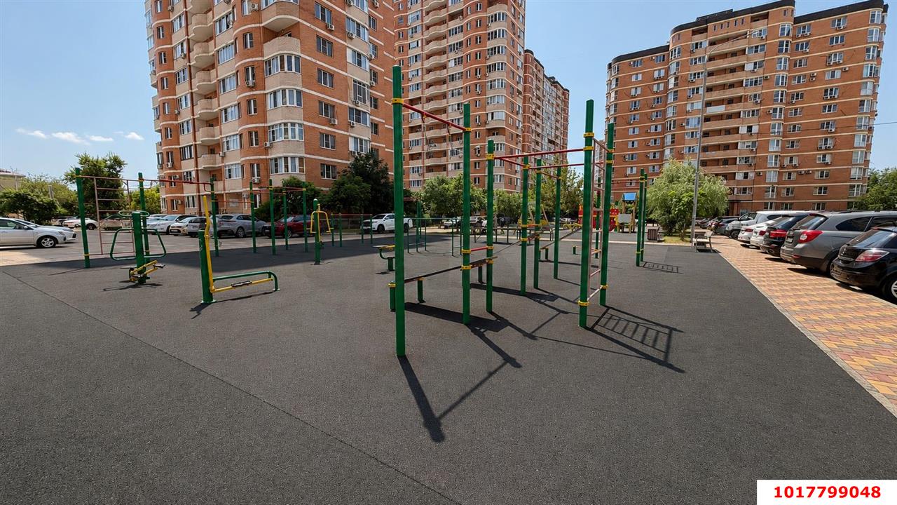 Фото №9: 1-комнатная квартира <span class="whitespace-nowrap">41 м²</span>, <span class="whitespace-nowrap">6/17 эт.</span> - Краснодар, Прикубанский внутригородской округ, 9-й километр, мкр. ЖК Валентина, ул. имени Дзержинского, 64/2