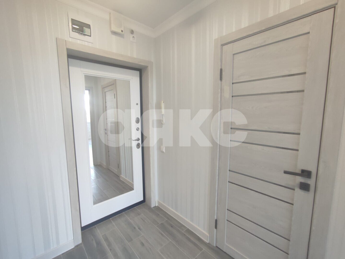 Фото №2: 1-комнатная квартира <span class="whitespace-nowrap">38 м²</span>, <span class="whitespace-nowrap">2/19 эт.</span> - Анапа, мкр. жилой комплекс Трио-комфорт, ул. Рождественская, 55к1