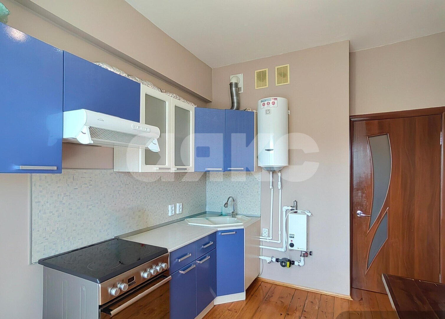 Фото №2: 2-комнатная квартира <span class="whitespace-nowrap">48 м²</span>, <span class="whitespace-nowrap">3/5 эт.</span> - Супсех, ул. Горького, 7А