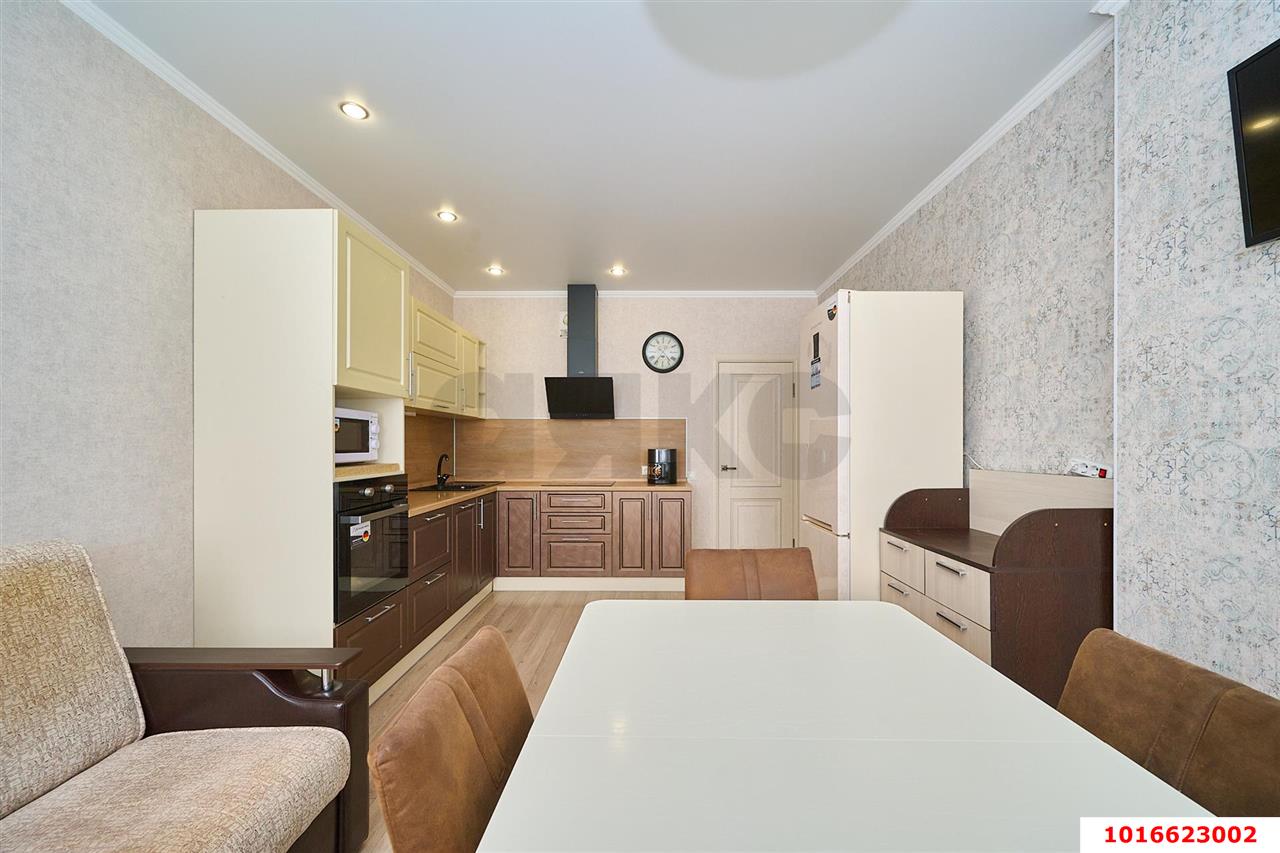 Фото №3: 2-комнатная квартира <span class="whitespace-nowrap">75 м²</span>, <span class="whitespace-nowrap">12/17 эт.</span> - Краснодар, Прикубанский внутригородской округ, Панорама, мкр. ЖК Гарантия, ул. Восточно-Кругликовская, 42/3к2