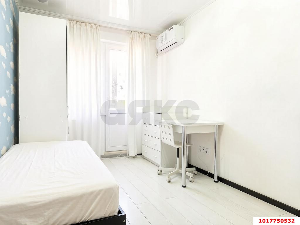 Фото №6: 4-комнатная квартира <span class="whitespace-nowrap">80 м²</span>, <span class="whitespace-nowrap">9/9 эт.</span> - Краснодар, Прикубанский внутригородской округ, мкр. Краевая Клиническая Больница, ул. Российская, 138
