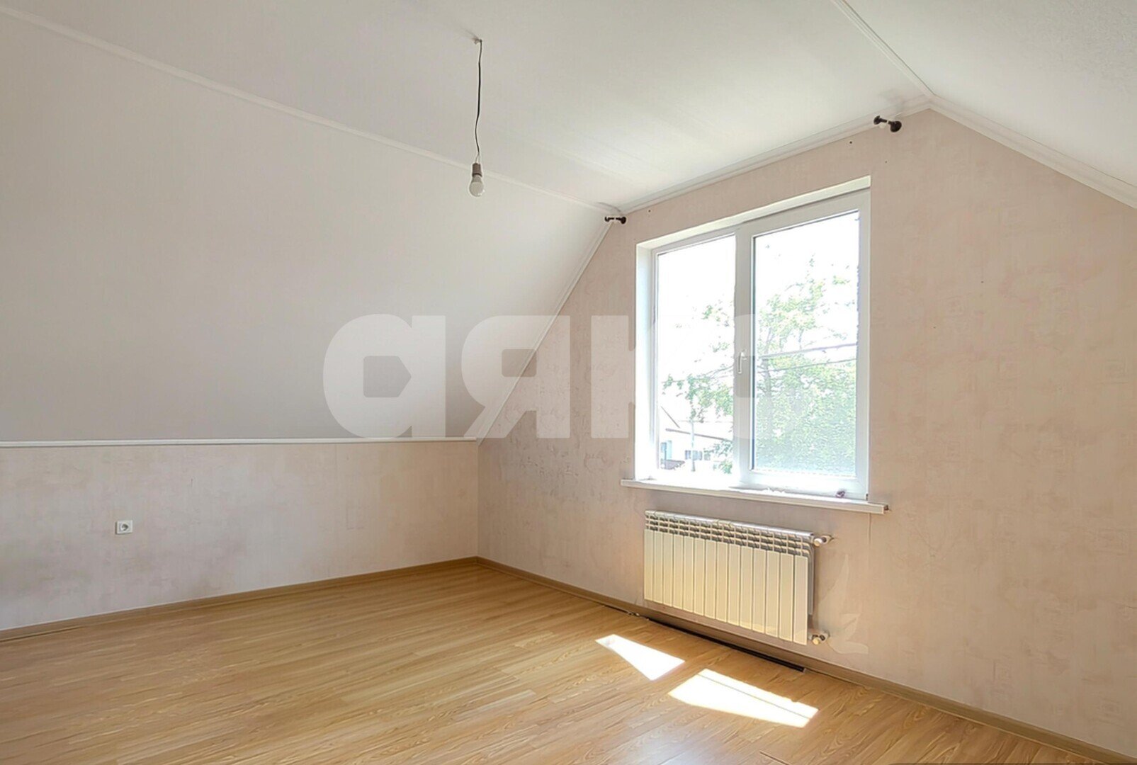 Фото №9: Дом <span class="whitespace-nowrap">112 м²</span> <span class="whitespace-nowrap">+ 6 сот.</span>, <span class="whitespace-nowrap">2 эт.</span> - Гостагаевская, ул. Комсомольская