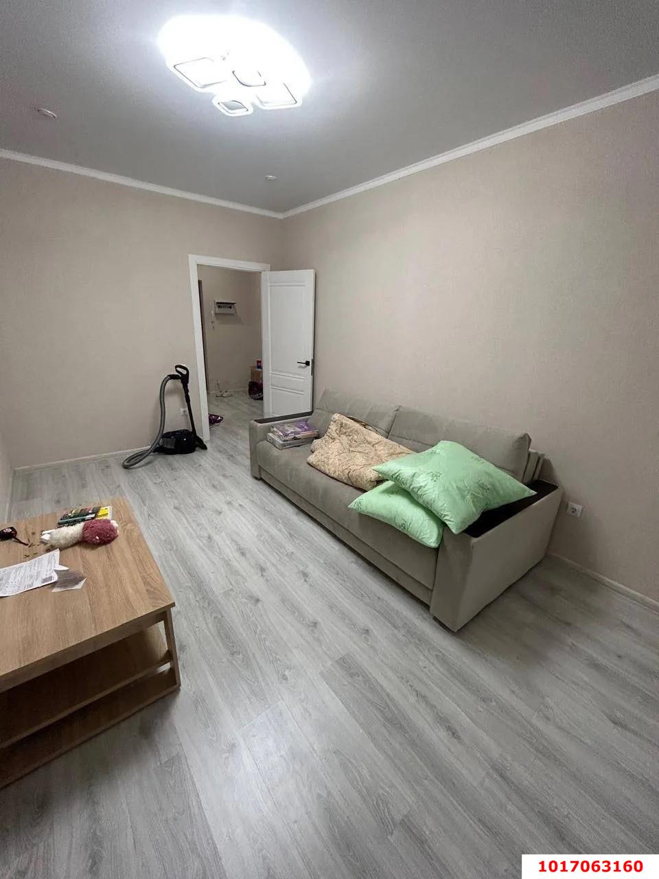 Фото №5: 1-комнатная квартира <span class="whitespace-nowrap">35 м²</span>, <span class="whitespace-nowrap">2/10 эт.</span> - Краснодар, мкр. Прикубанский внутригородской округ, ул. Шевцова, 4