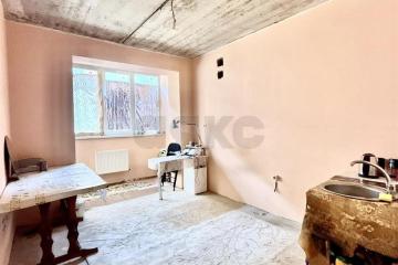 Фото №1: 1-комнатная квартира <span class="whitespace-nowrap">41 м²</span>, <span class="whitespace-nowrap">4/7 эт.</span> - Краснодар, мкр. Музыкальный, ул. имени Мусоргского М.П., 3