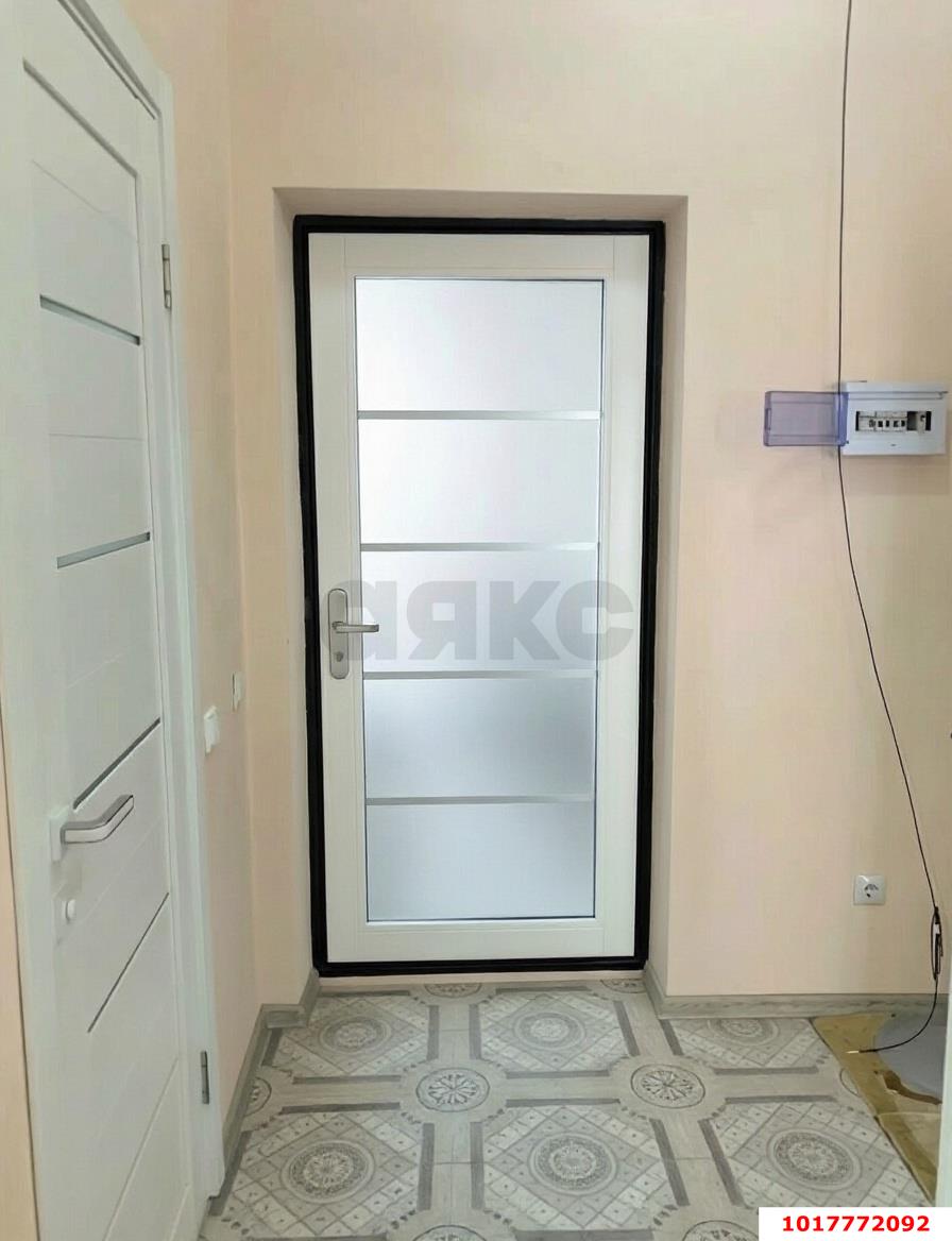 Фото №5: 1-комнатная квартира <span class="whitespace-nowrap">37 м²</span>, <span class="whitespace-nowrap">1/5 эт.</span> - Новая Адыгея, мкр. жилой комплекс Мега, ул. Бжегокайская, 90/3к1