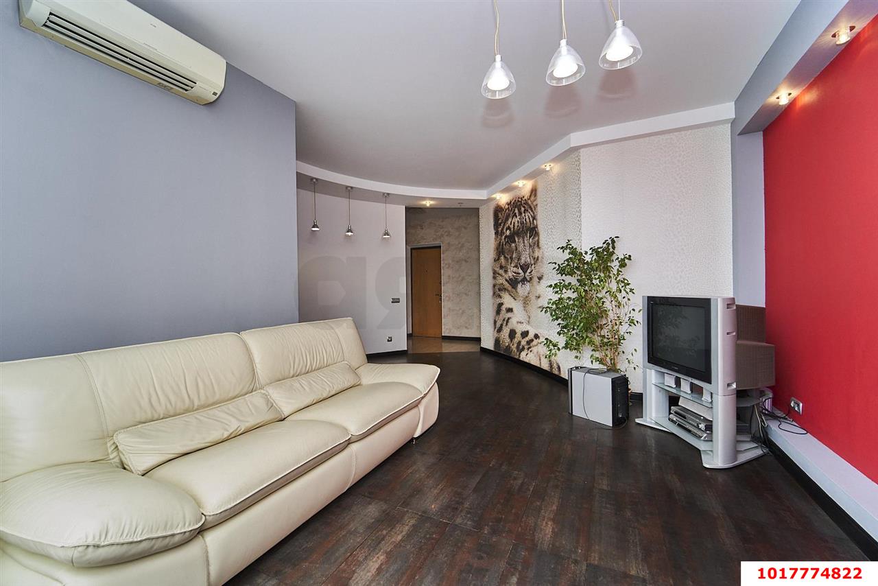 Фото №3: 2-комнатная квартира <span class="whitespace-nowrap">80 м²</span>, <span class="whitespace-nowrap">13/17 эт.</span> - Краснодар, Карасунский внутригородской округ, мкр. Комсомольский, ул. Тюляева, 2/1