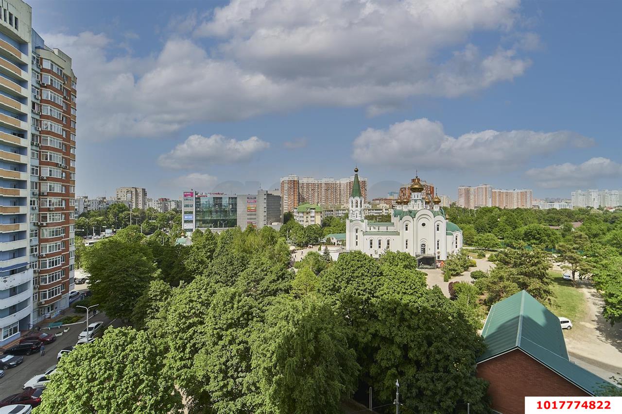 Фото №17: 2-комнатная квартира <span class="whitespace-nowrap">80 м²</span>, <span class="whitespace-nowrap">13/17 эт.</span> - Краснодар, Карасунский внутригородской округ, мкр. Комсомольский, ул. Тюляева, 2/1