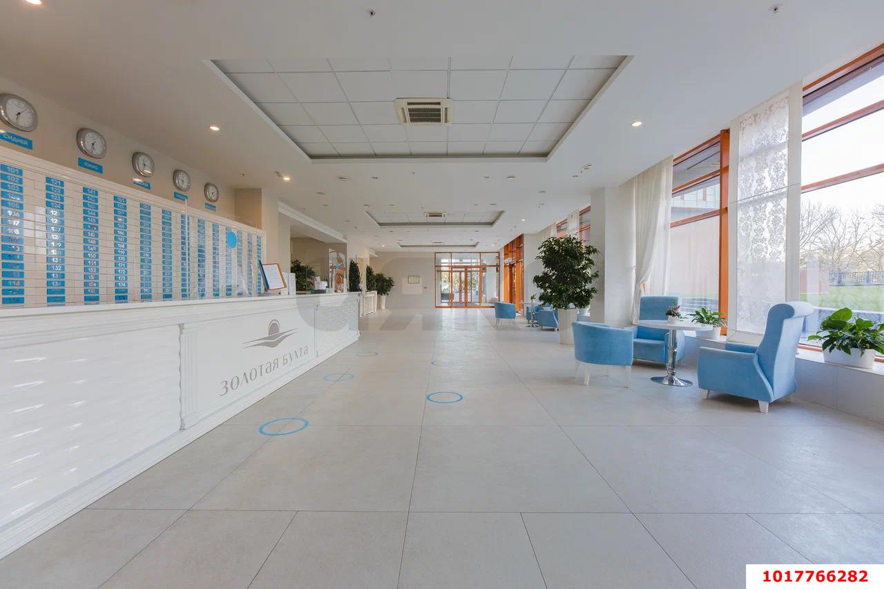 Фото №9: 3-комнатная квартира <span class="whitespace-nowrap">167 м²</span>, <span class="whitespace-nowrap">5/15 эт.</span> - Анапа, мкр. жилой комплекс Золотая Бухта, пр-кт Революции, 3
