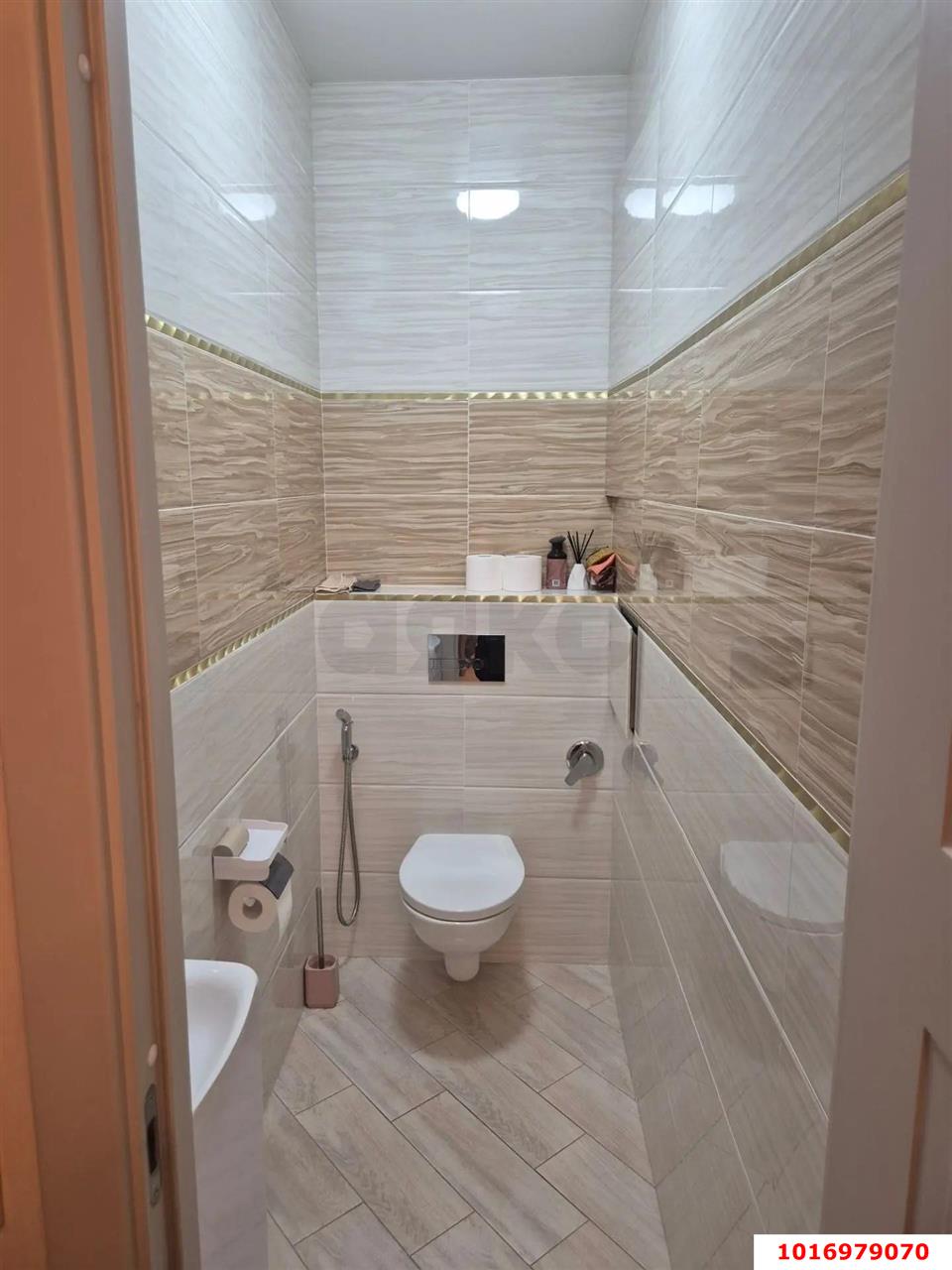 Фото №7: 2-комнатная квартира <span class="whitespace-nowrap">73 м²</span>, <span class="whitespace-nowrap">6/20 эт.</span> - Краснодар, Западный внутригородской округ, мкр. Фестивальный, пр-д Дальний, 11к1