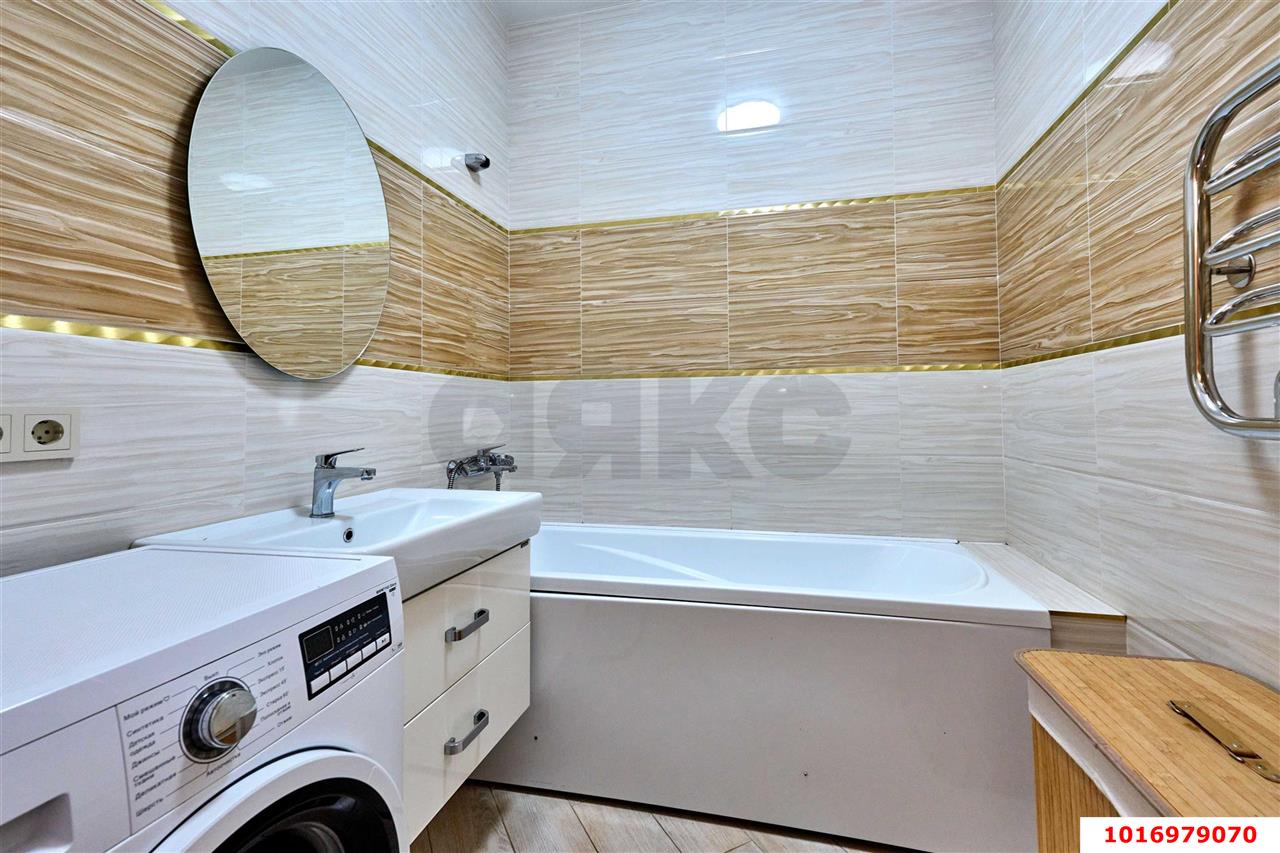 Фото №11: 2-комнатная квартира <span class="whitespace-nowrap">73 м²</span>, <span class="whitespace-nowrap">6/20 эт.</span> - Краснодар, Западный внутригородской округ, мкр. Фестивальный, пр-д Дальний, 11к1