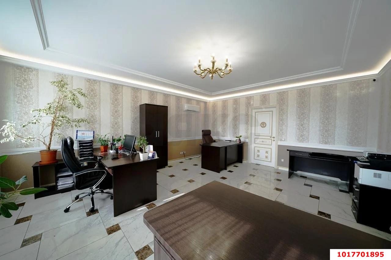 Фото №27: Офисное помещение <span class="whitespace-nowrap">608 м²</span>, <span class="whitespace-nowrap">5/5 эт.</span> - Краснодар, мкр. Западный внутригородской округ, ул. Красная, 155/1