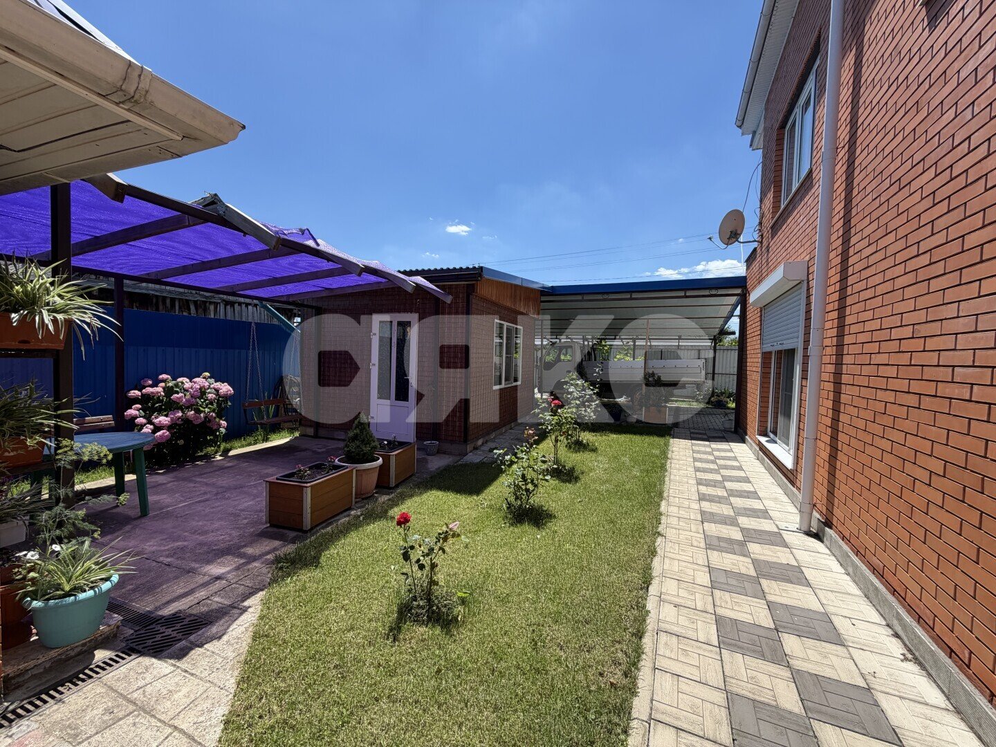 Фото №4: Дом <span class="whitespace-nowrap">160 м²</span> <span class="whitespace-nowrap">+ 12 сот.</span>, <span class="whitespace-nowrap">3 эт.</span> - Саратовская, ул. Толстого