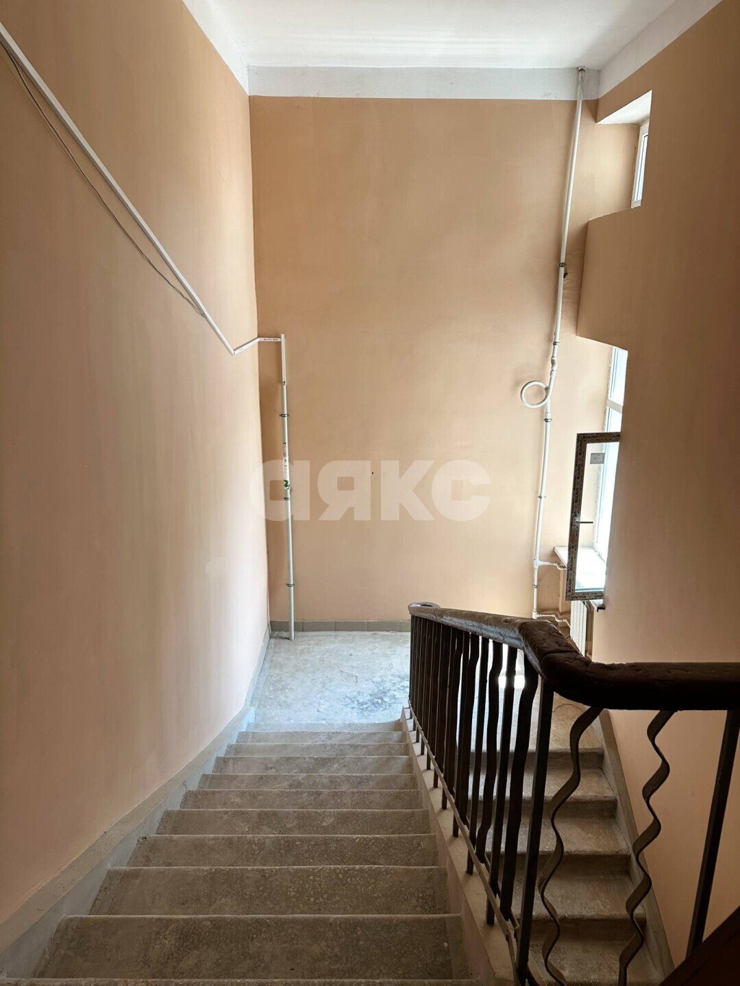 Фото №10: 1-комнатная квартира <span class="whitespace-nowrap">28 м²</span>, <span class="whitespace-nowrap">4/4 эт.</span> - Мариуполь, Левобережный, мкр. 3-й участок, пр-кт Победы, 47